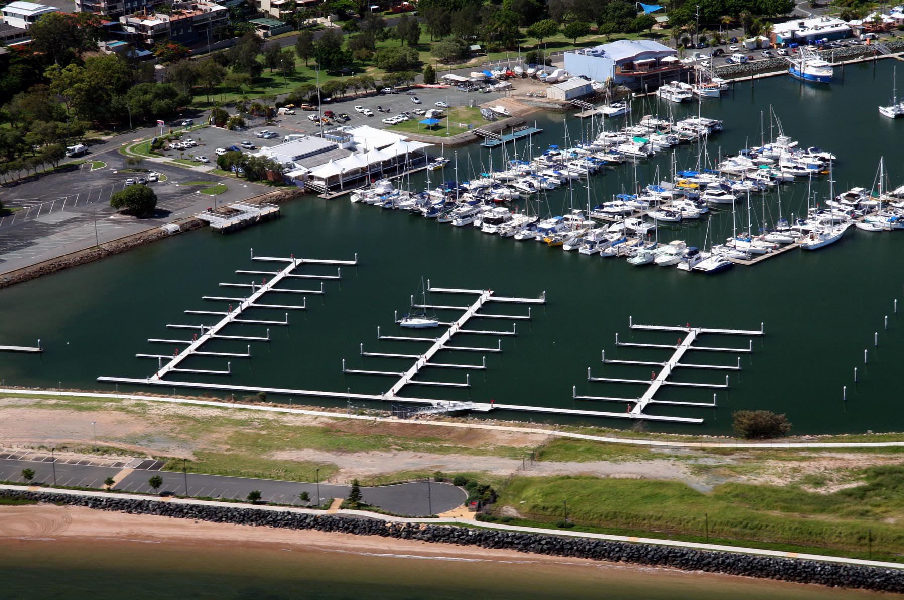 moreton bay yacht club redcliffe