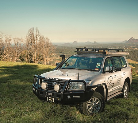 The tow vehicle chosen to carry out this task is a current model Toyota LandCruiser 200 Series