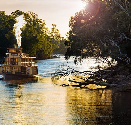 Along the Murray there’s no shortage of places to stay