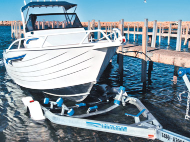 Trailcraft 5 8 Centre Cab Review Tradeaboat The Ultimate Boat Market Place