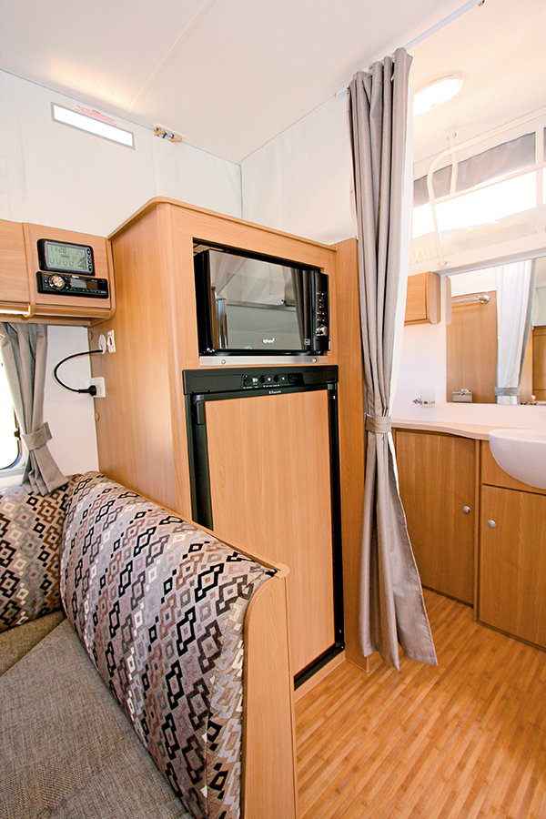jayco journey bed extender