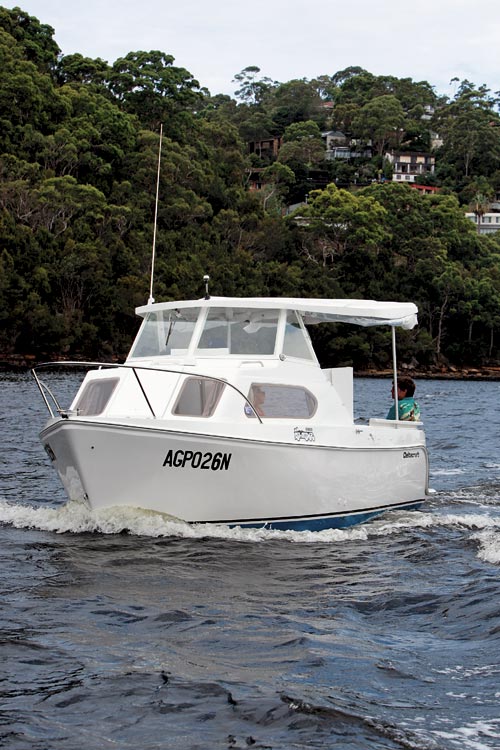 deltacraft islander motor yacht club
