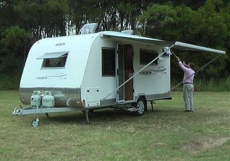 Quick look: SLR 17 caravan
