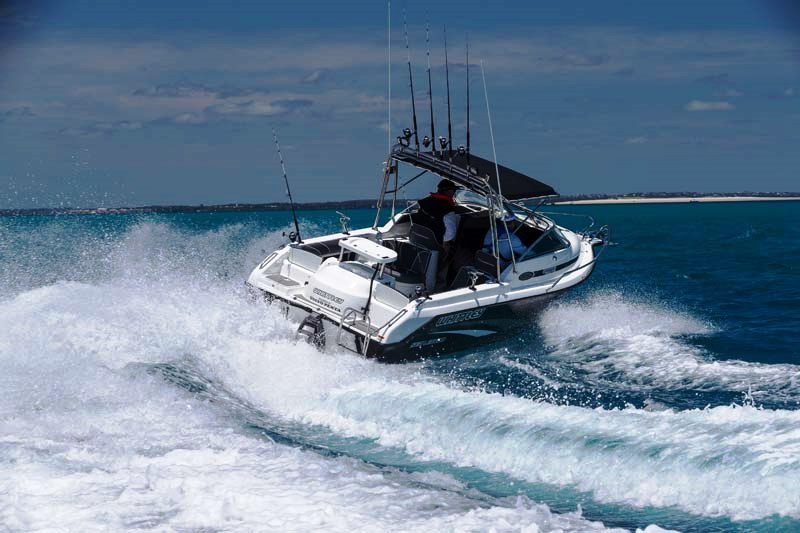 Review: Volvo Penta 280-C V6 Stern-Drive Engine