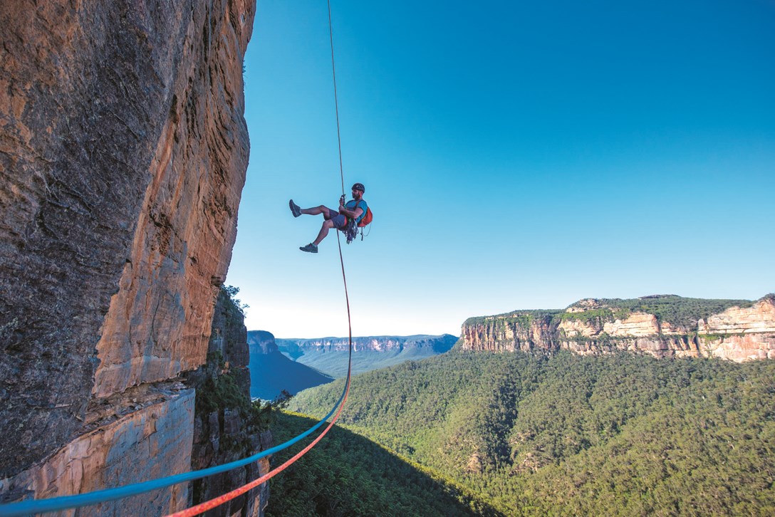 Jeff Moore, Bunny Bucket Buttress (eight pitches, 18), Grose Valley, Blue Mountains