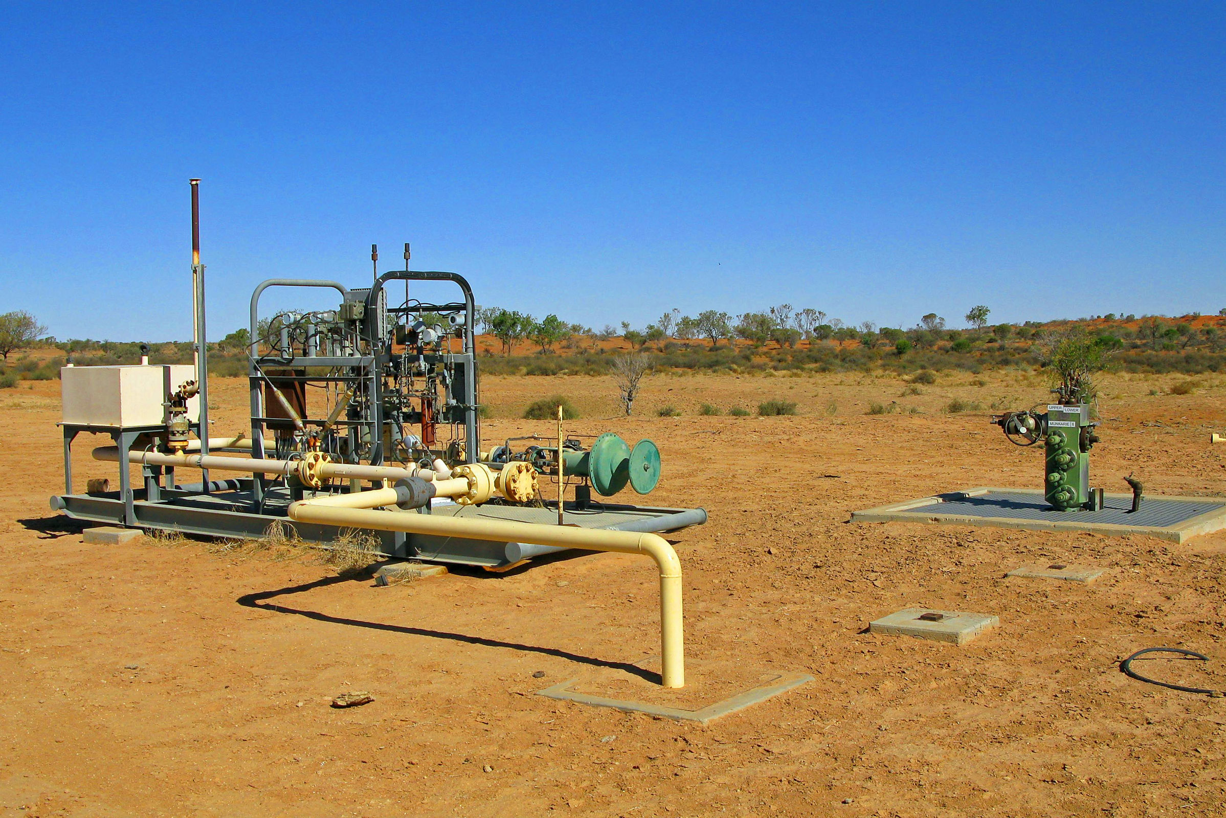 gas-mining-in-outback-queensland